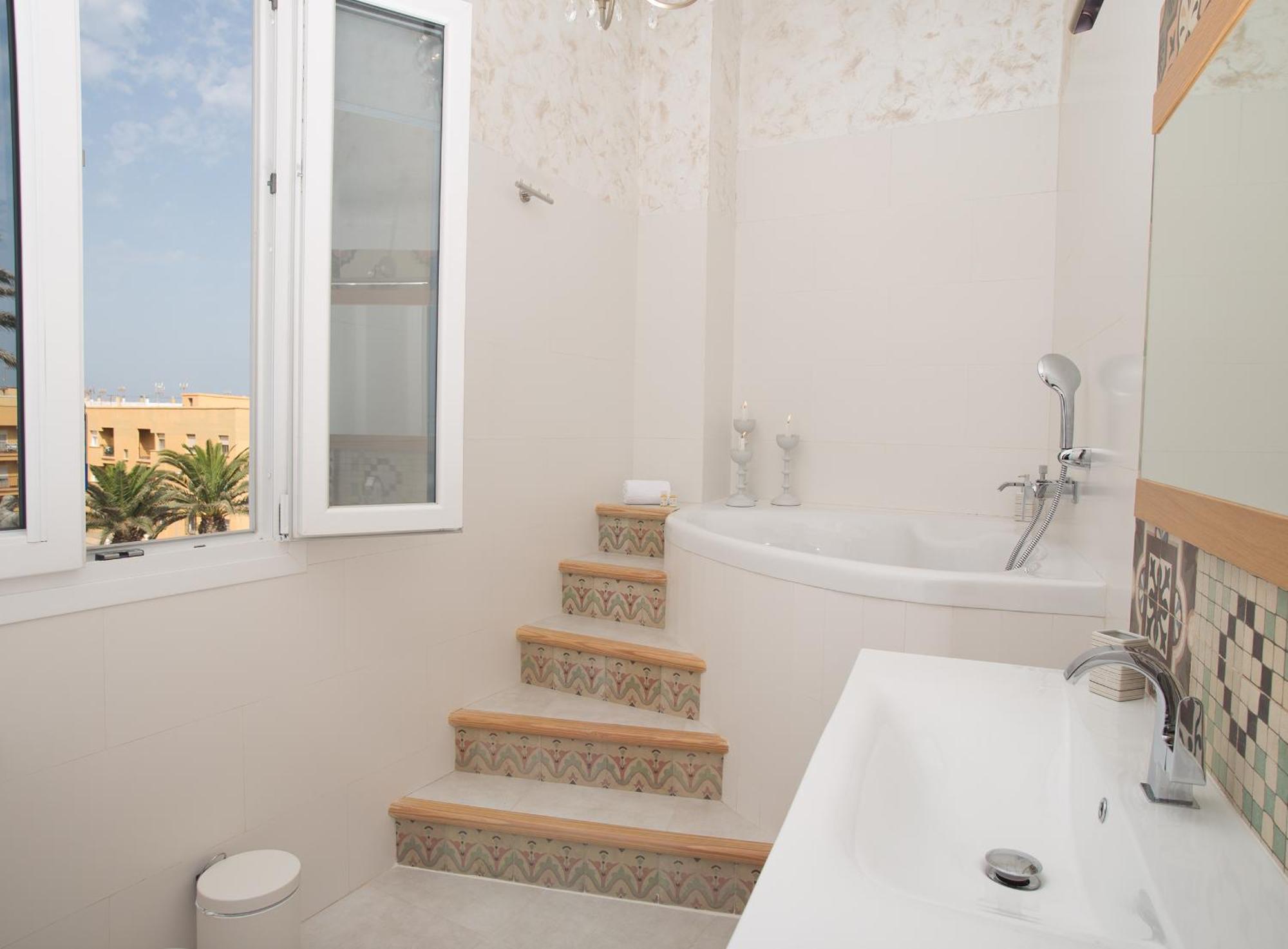 タリファPuerta La Marアパートメント 部屋 写真